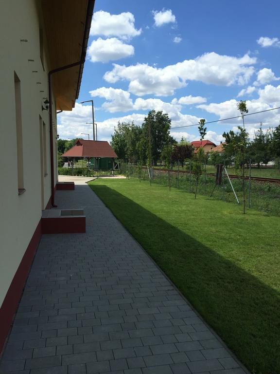 Aqua Thermal Soterapia Es Apartmanhaz Puspokladany Номер фото