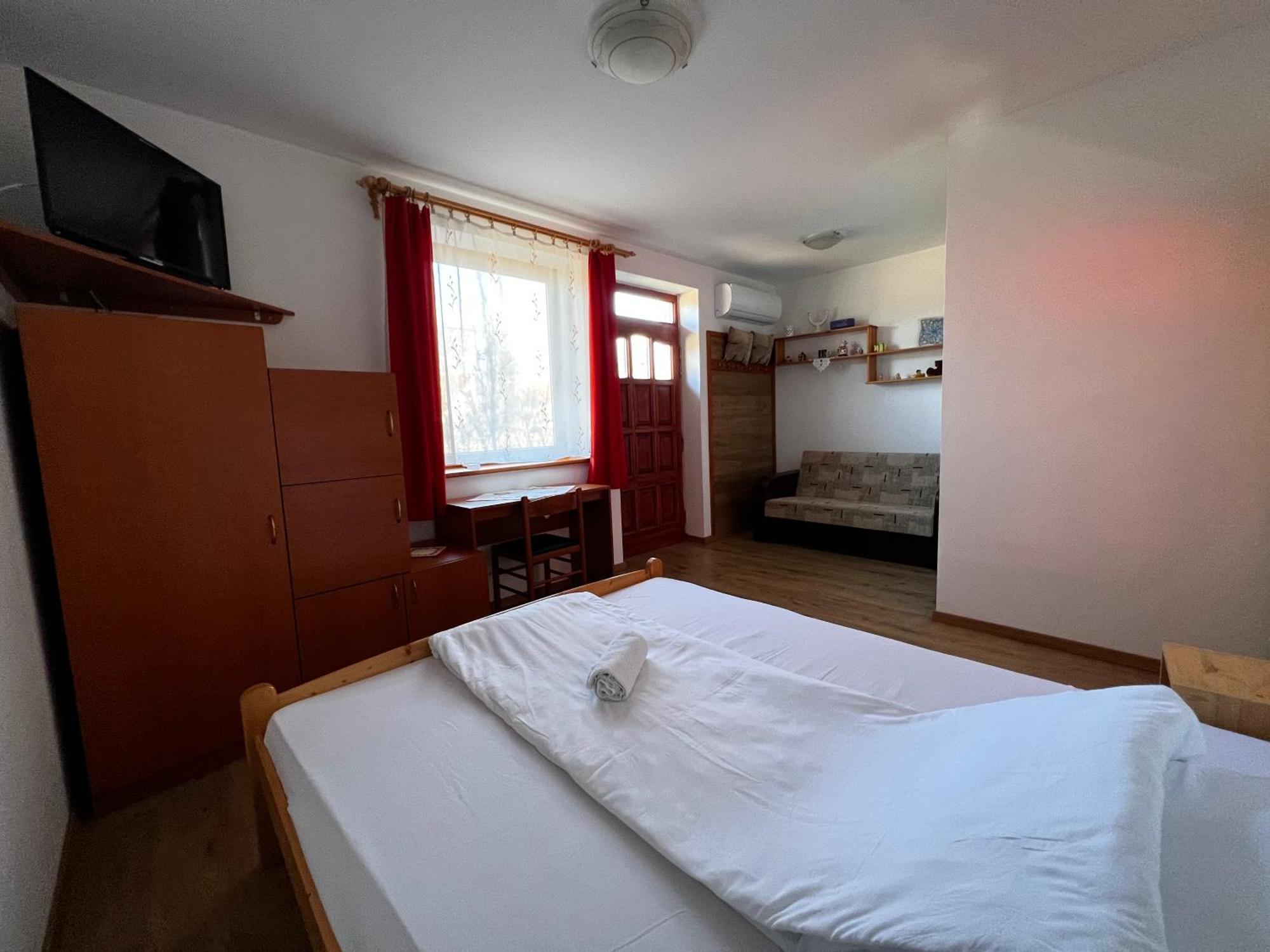 Aqua Thermal Soterapia Es Apartmanhaz Puspokladany Экстерьер фото