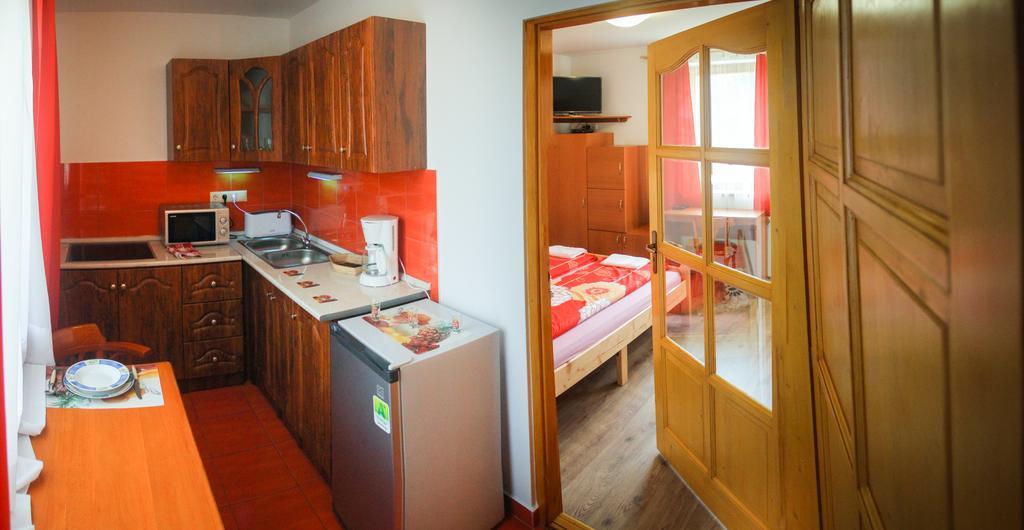 Aqua Thermal Soterapia Es Apartmanhaz Puspokladany Экстерьер фото